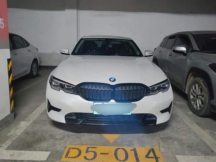 Фото 2 - BMW 3 Series