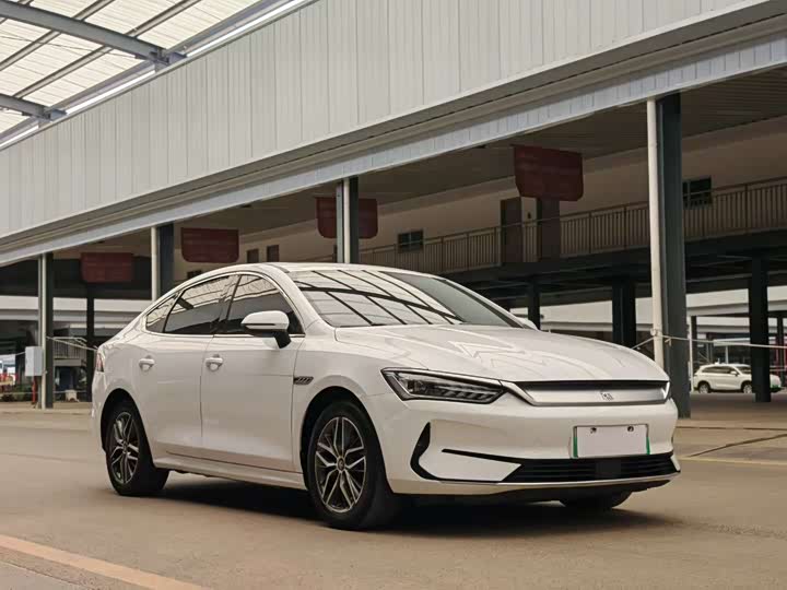 Фото 3 - BYD Qin Plus