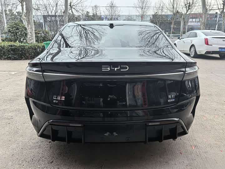 Фото 4 - BYD Seal