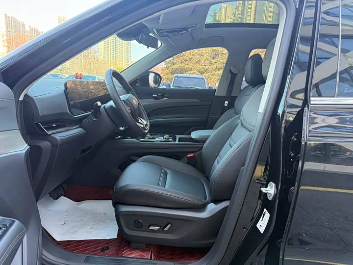 Photo 4 - Ford Equator Sport