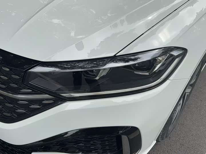 Photo 7 - Volkswagen Lavida