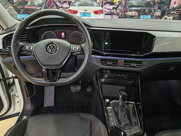 Volkswagen Tayron 2020 2020款 280TSI 两驱豪华智联版