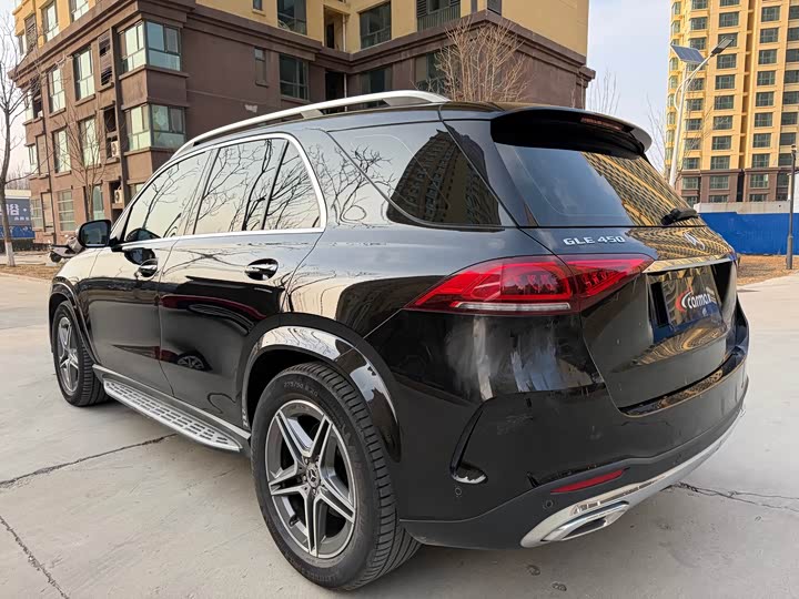 Фото 9 - Mercedes-Benz GLE-Class