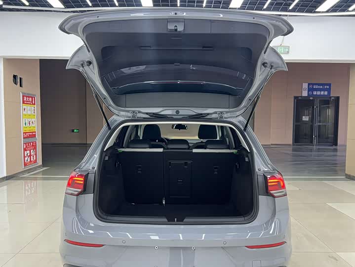 Фото 6 - Volkswagen Golf