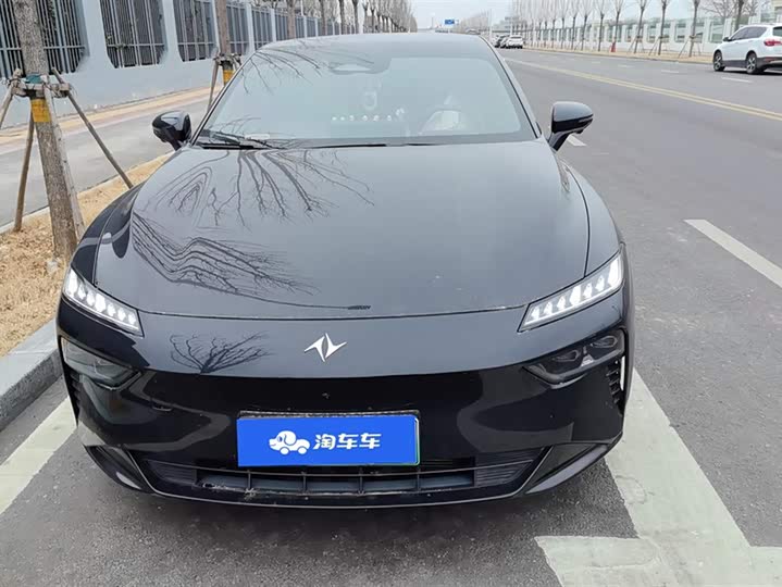 Фото 2 - Dongfeng Yipai eπ 007