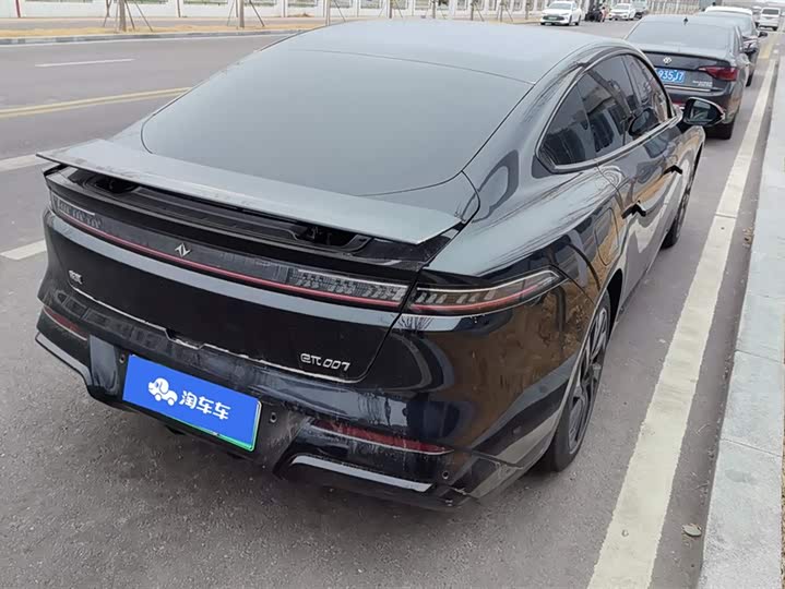 Фото 3 - Dongfeng Yipai eπ 007