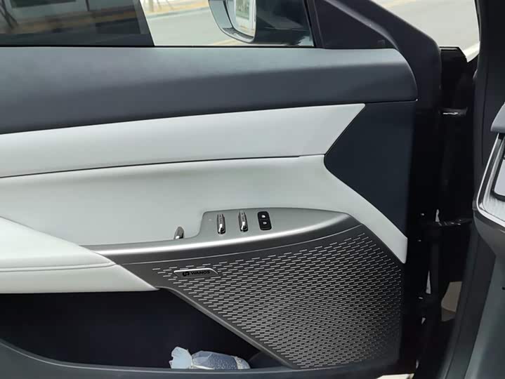 Фото 7 - Dongfeng Yipai eπ 007