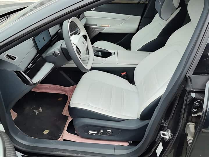 Фото 9 - Dongfeng Yipai eπ 007