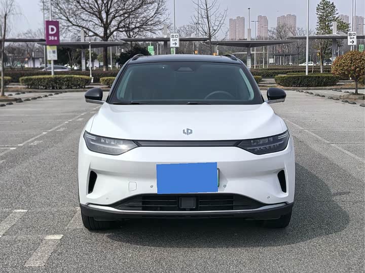 Фото 2 - Leapmotor C11