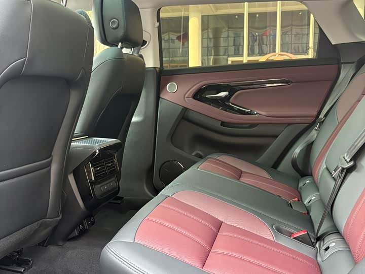 Фото 7 - Land Rover Range Rover Evoque L