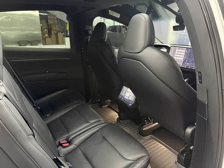 Photo 6 - Tesla Model X