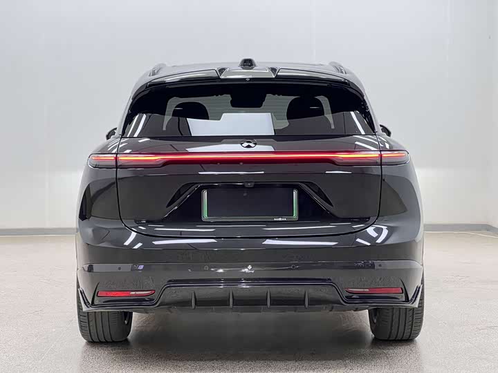 Фото 6 - Nio ES6