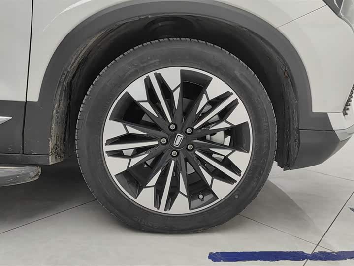 Фото 6 - Bestune T77