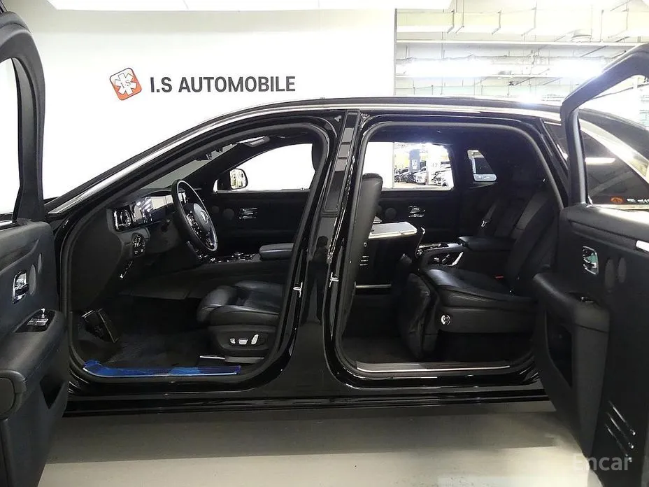 Фото 15 - Rolls-Royce Ghost