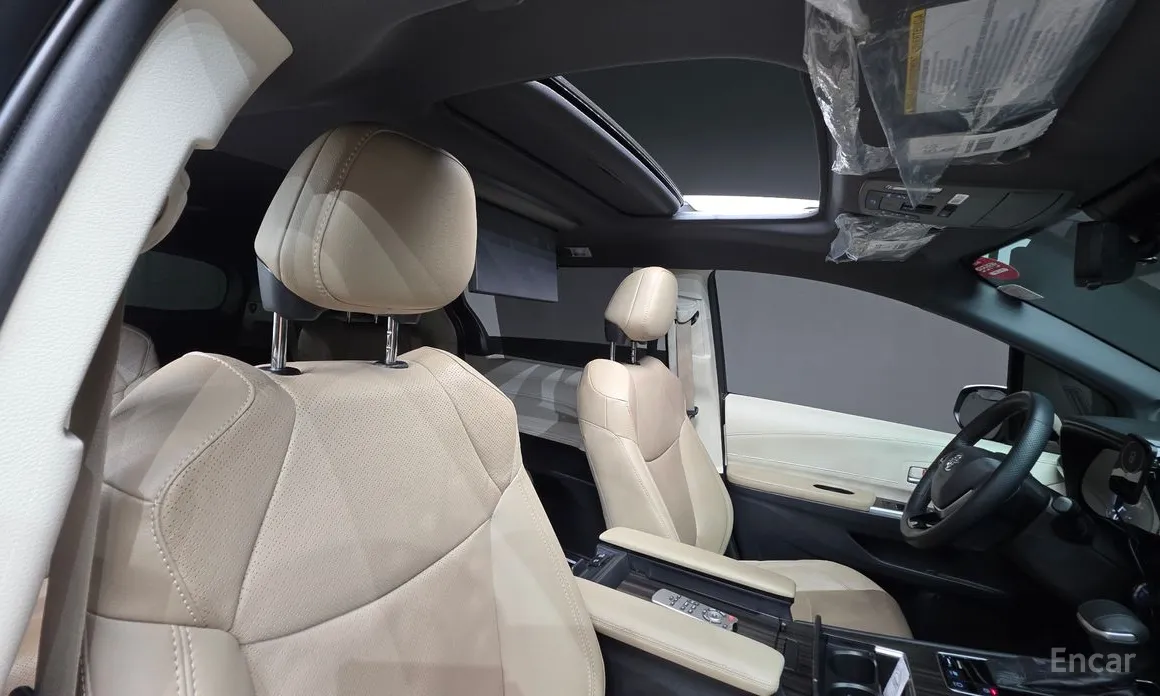 Фото 12 - Toyota Sienna