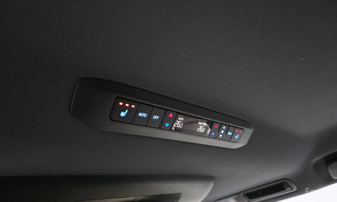 Фото 18 - Toyota Sienna