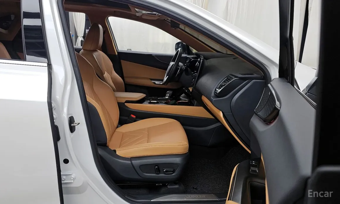 Фото 11 - Lexus NX