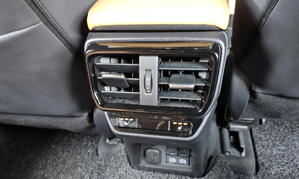 Фото 19 - Lexus NX