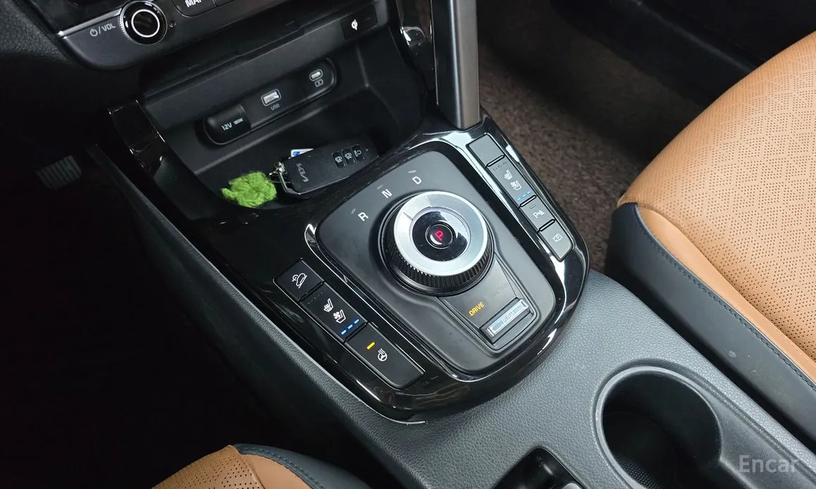 Фото 9 - Kia Seltos