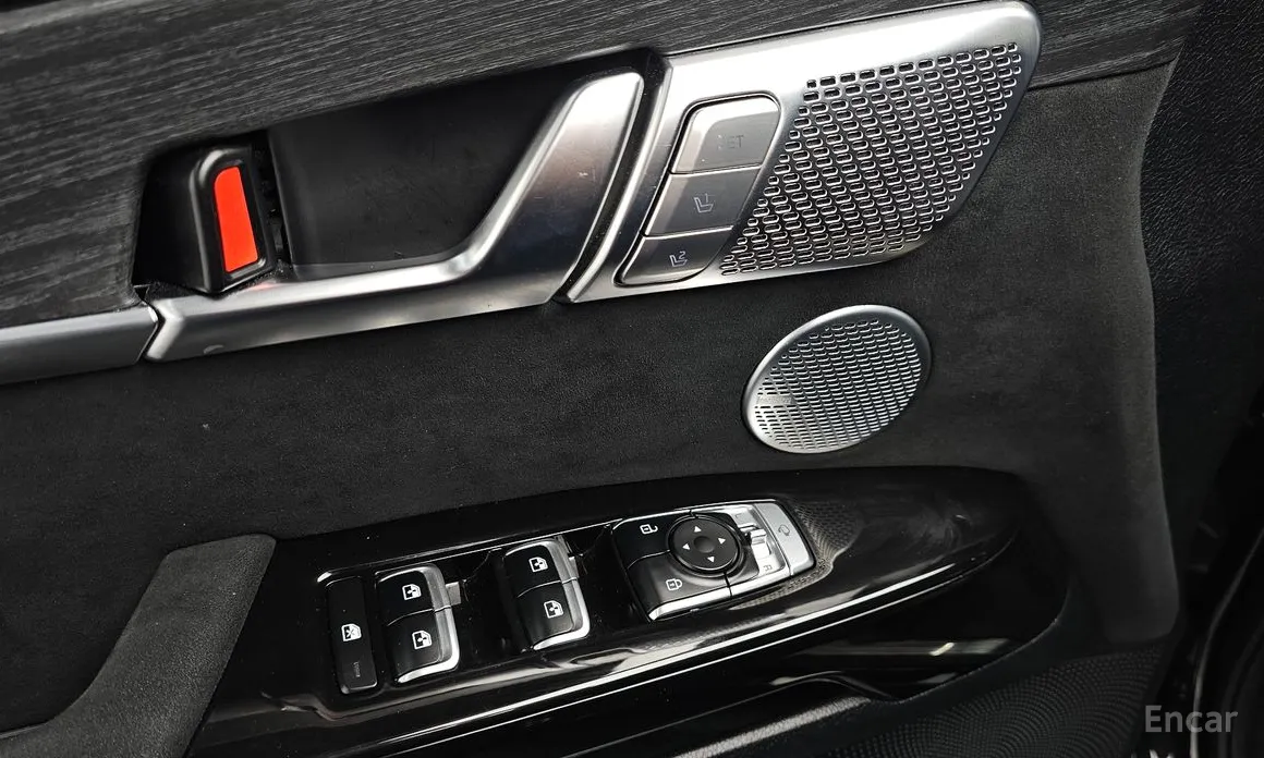 Фото 19 - Kia Mohave