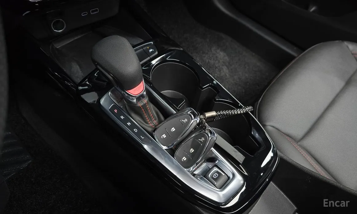 Photo 9 - Chevrolet Trax