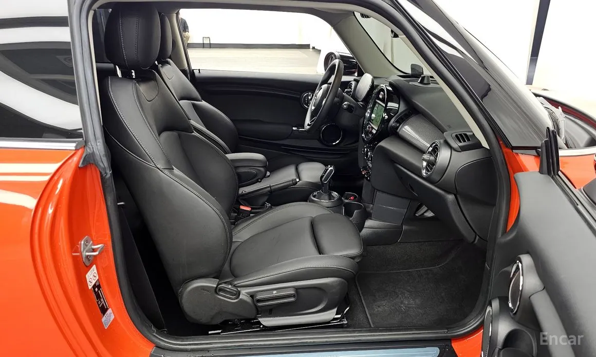 Фото 11 - Mini Cooper