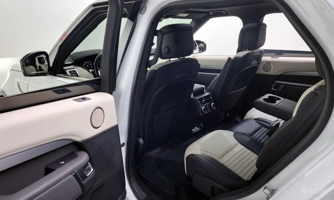 Фото 11 - Land Rover Discovery