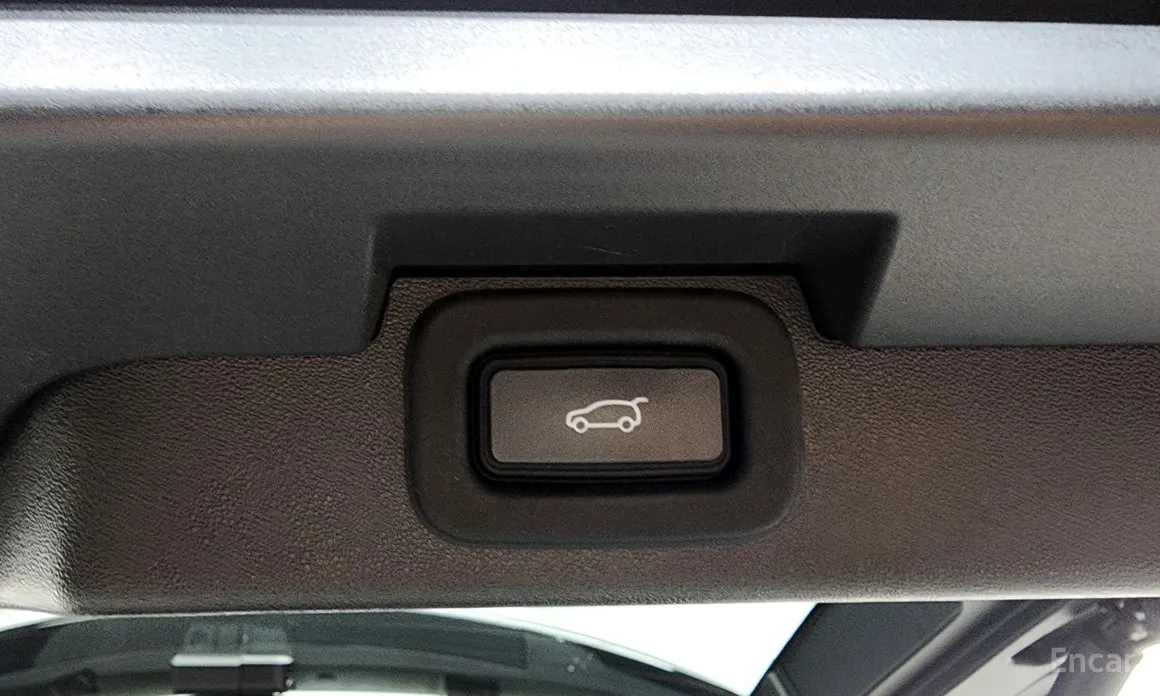 Фото 20 - Land Rover Discovery