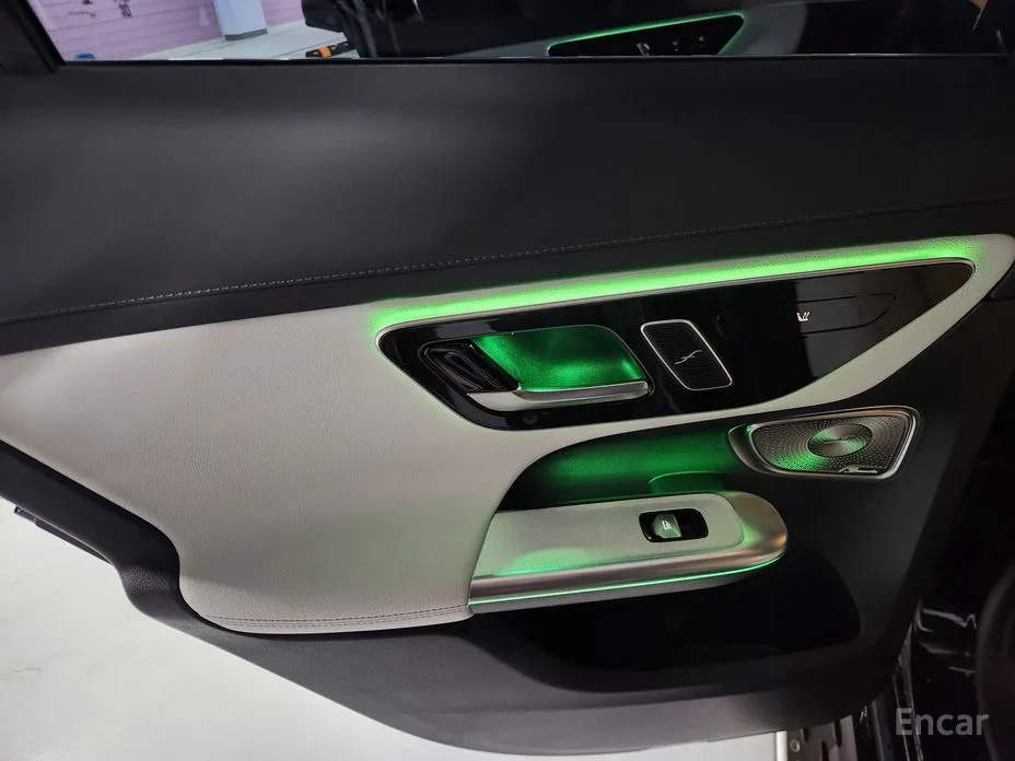 Фото 12 - Mercedes-Benz GLC-Class