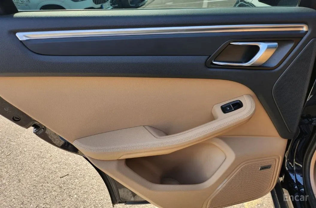 Фото 17 - Porsche Macan