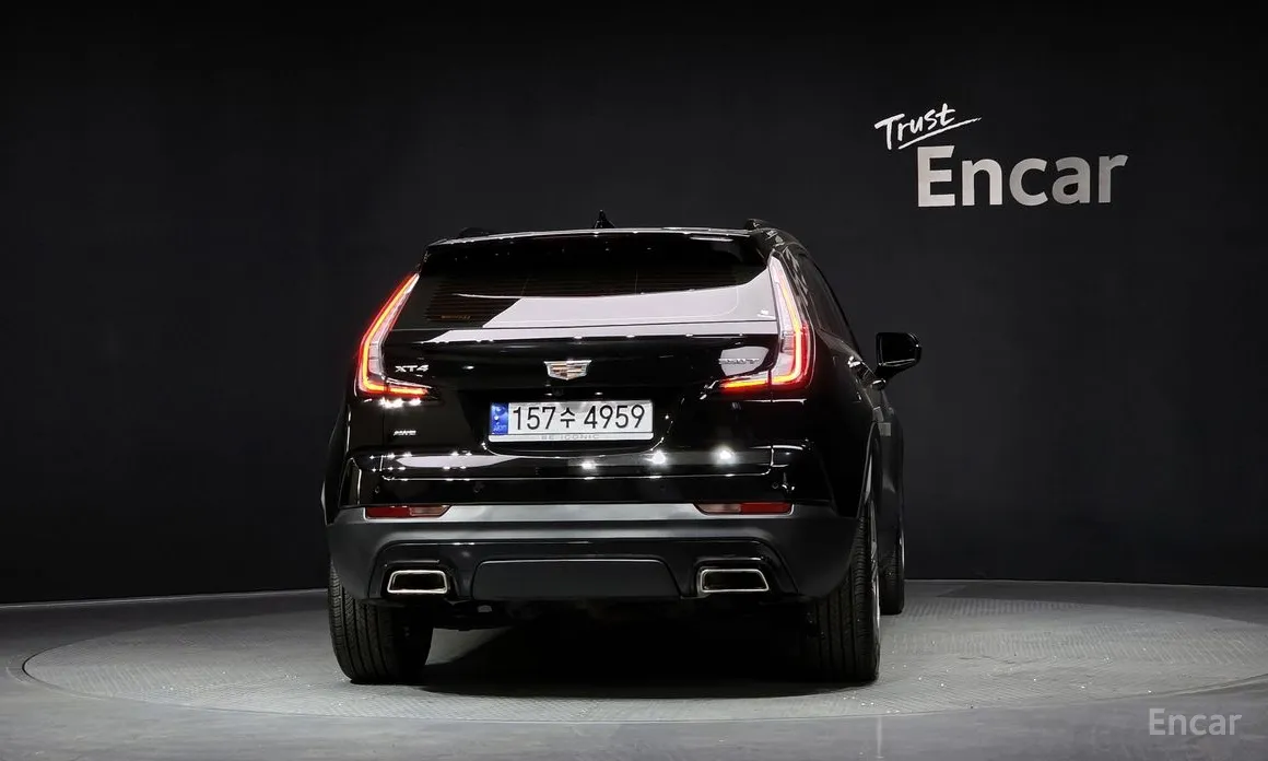 Фото 4 - Cadillac XT4