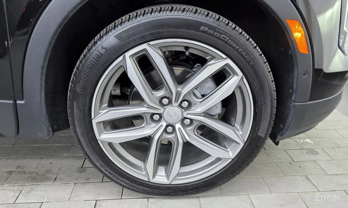 Фото 5 - Cadillac XT4