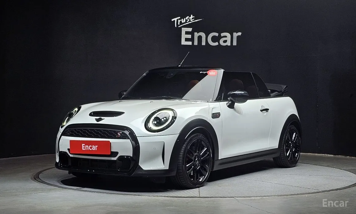 Фото 1 - Mini Cooper Convertible