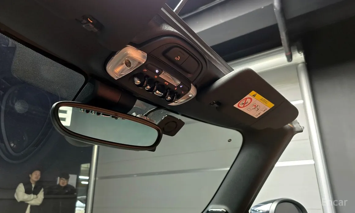 Фото 19 - Mini Cooper Convertible