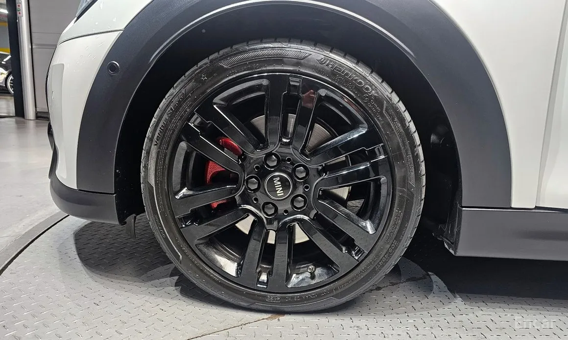 Фото 5 - Mini Cooper Convertible