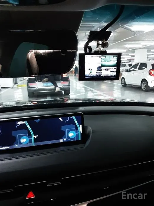 Фото 14 - Genesis G80