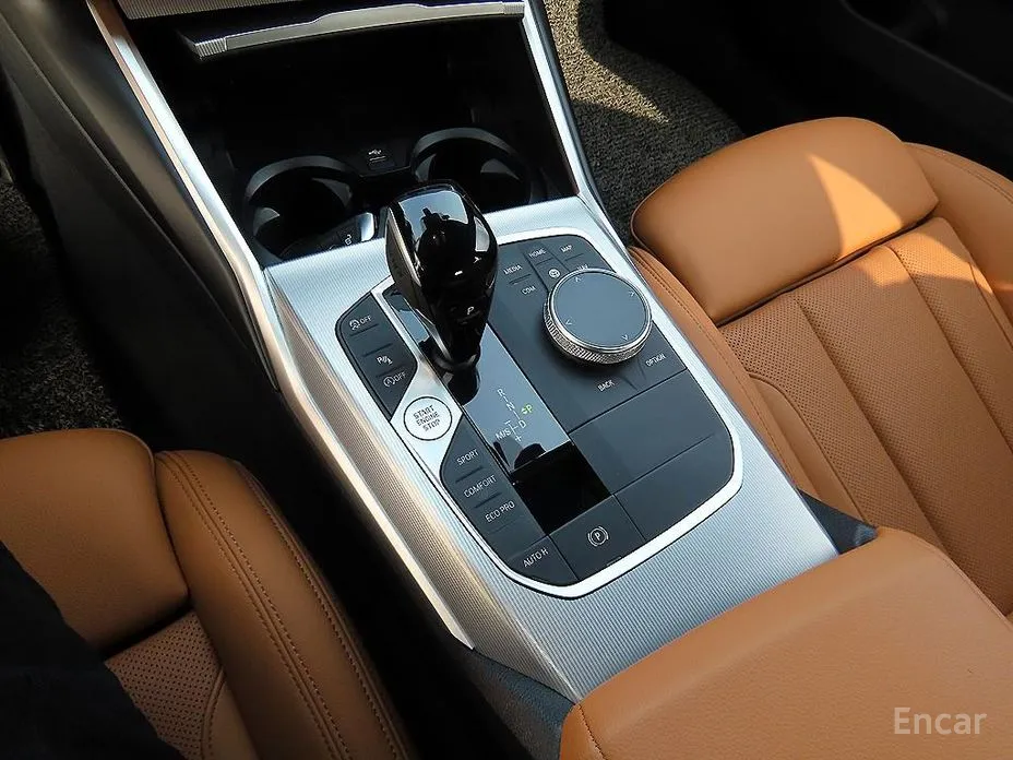 Photo 10 - BMW 3 Series