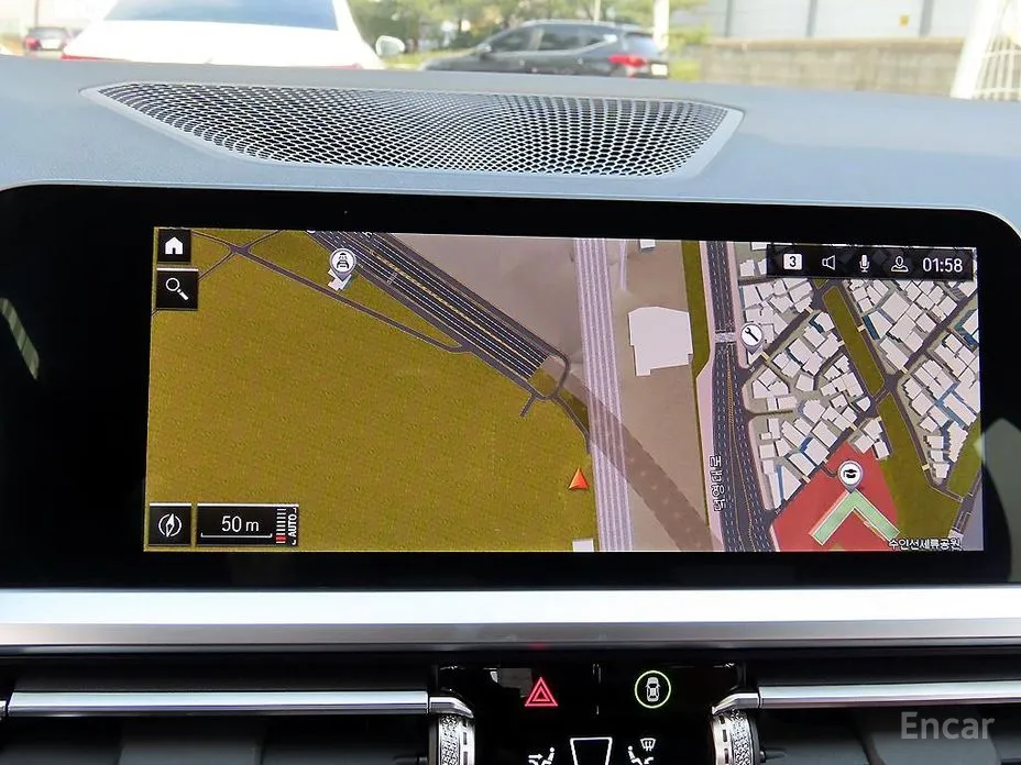 Photo 13 - BMW 3 Series