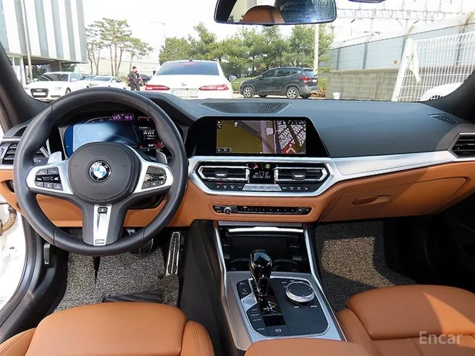 Photo 7 - BMW 3 Series