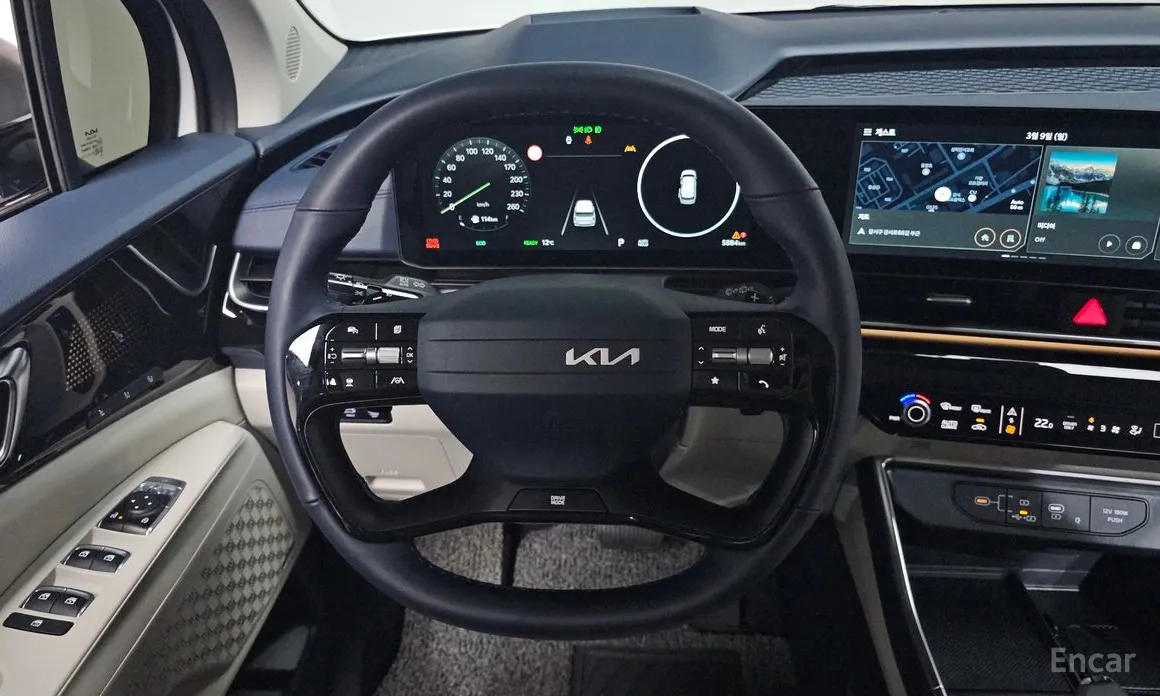 Фото 13 - Kia Carnival