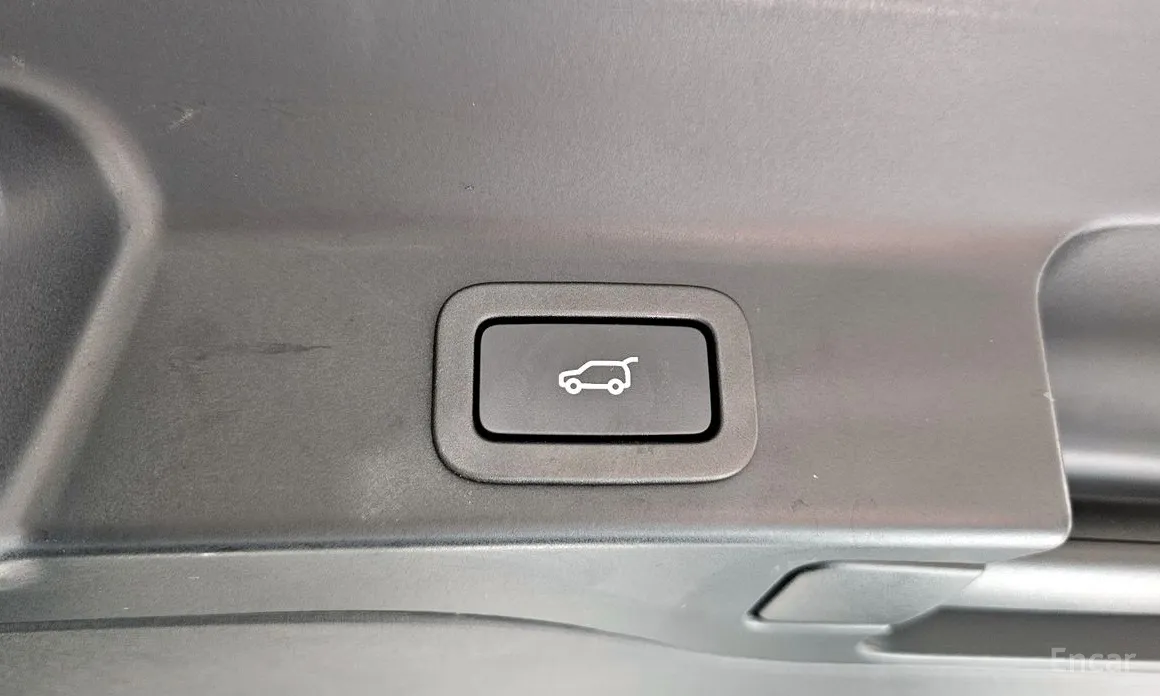 Фото 18 - Jaguar F-Pace