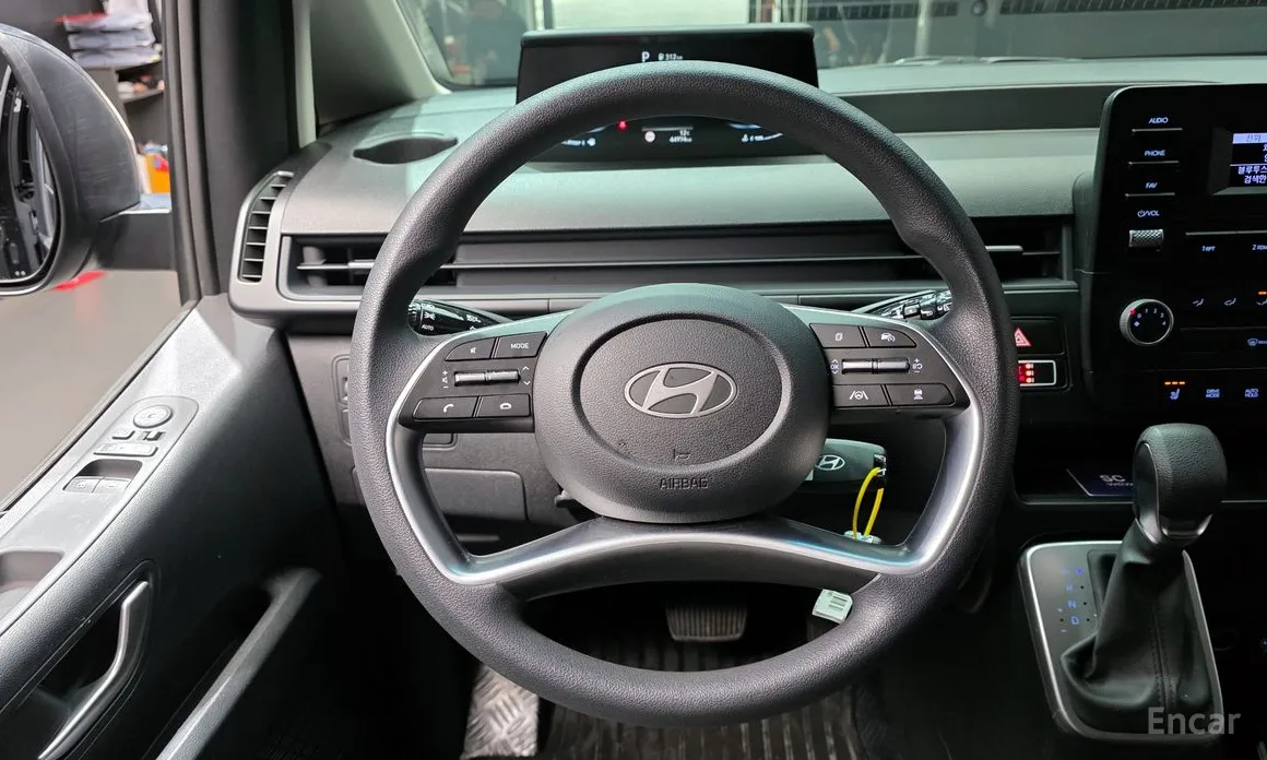 Фото 13 - Hyundai Staria