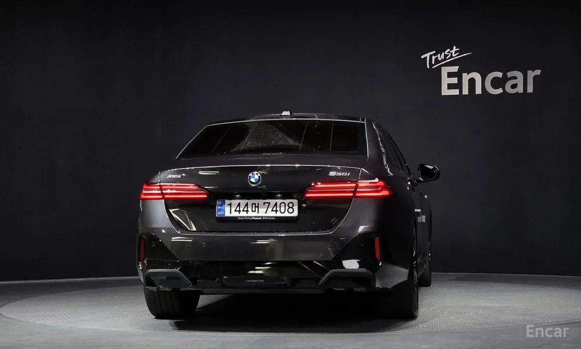 Фото 4 - BMW 5 Series