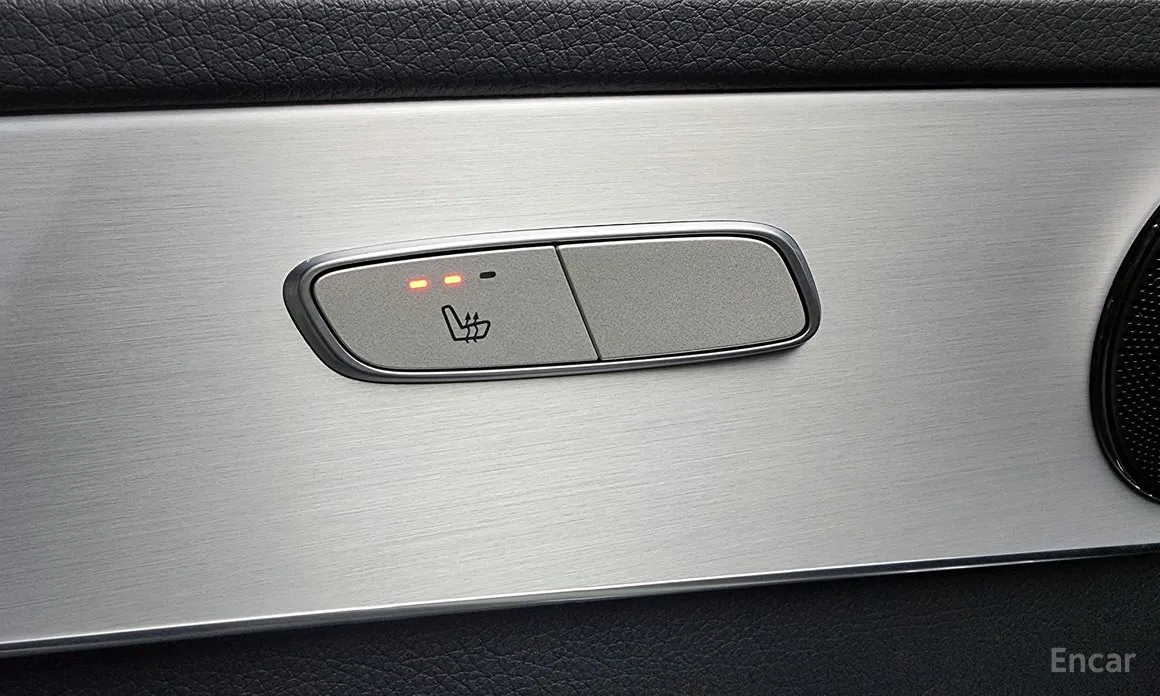 Фото 17 - Mercedes-Benz GLC-Class