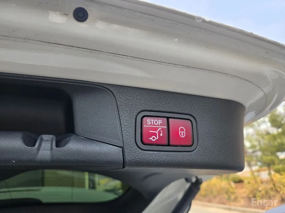 Фото 16 - Mercedes-Benz GLB-Class