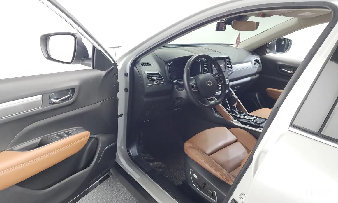 Фото 10 - Renault QM6