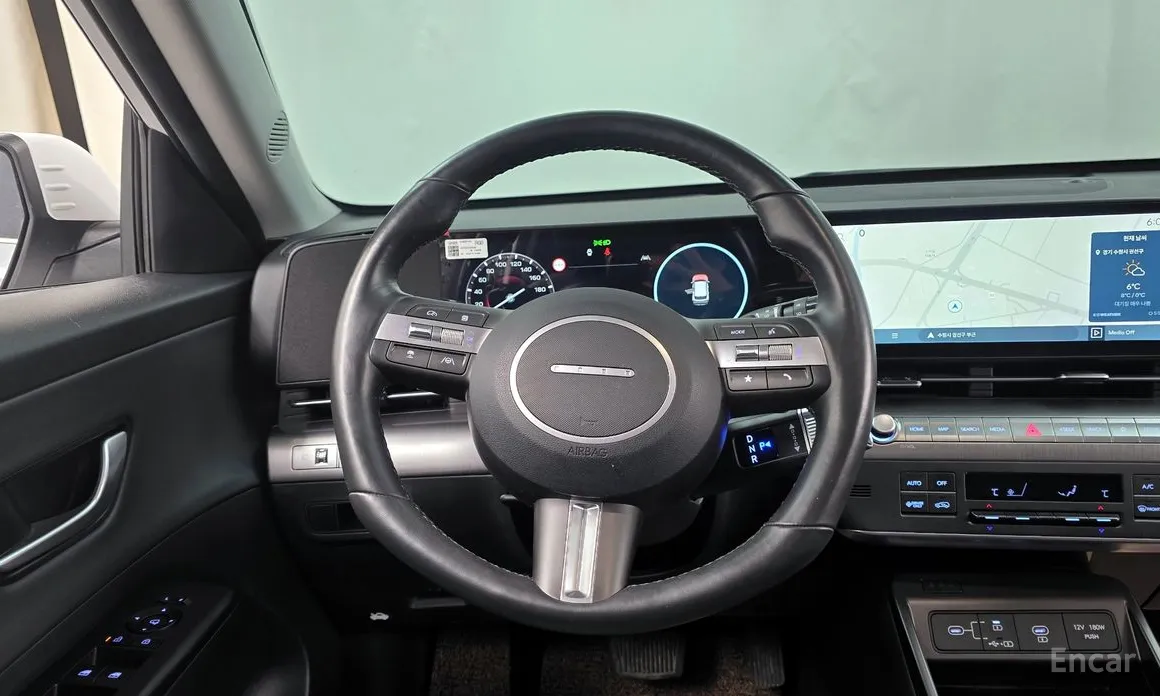 Фото 13 - Hyundai Kona