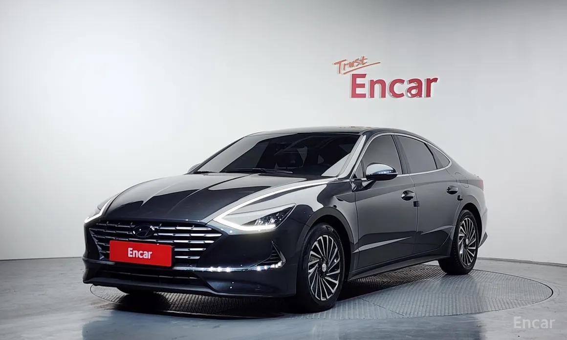 Фото 1 - Hyundai Sonata