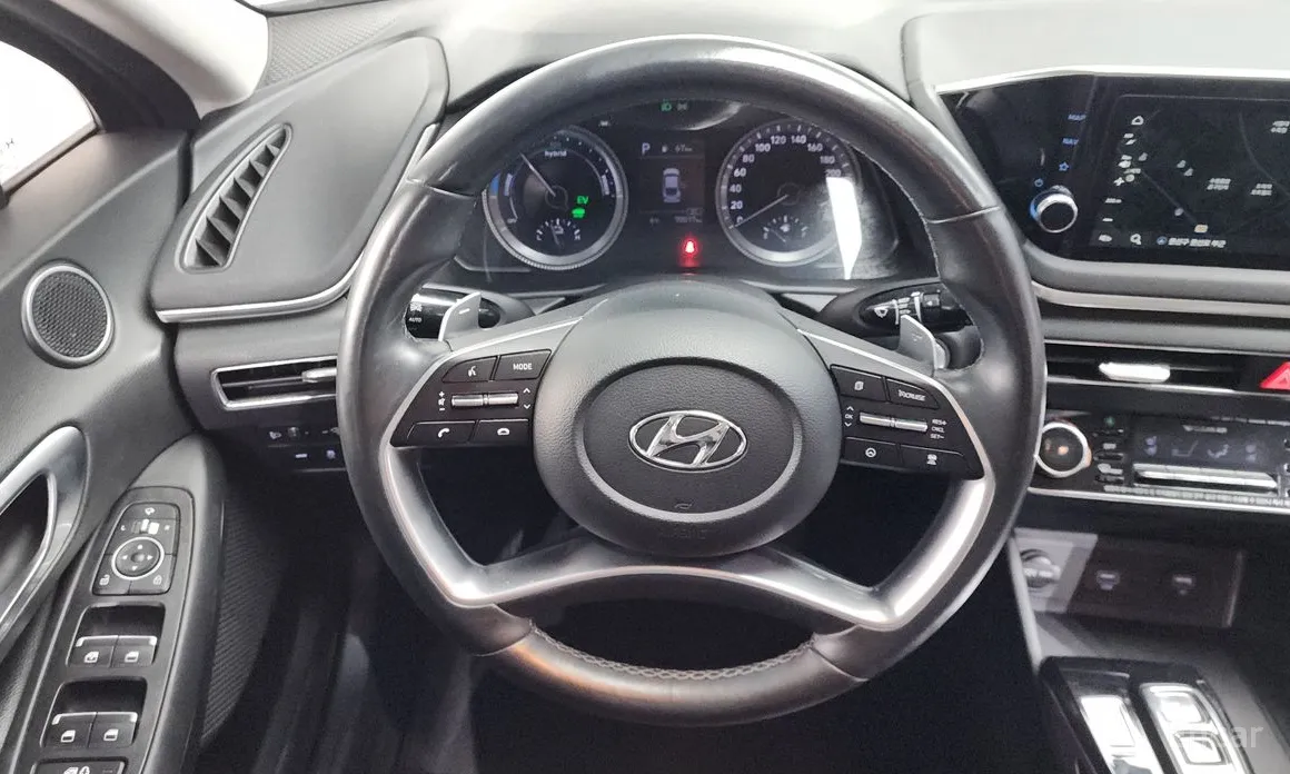 Фото 13 - Hyundai Sonata