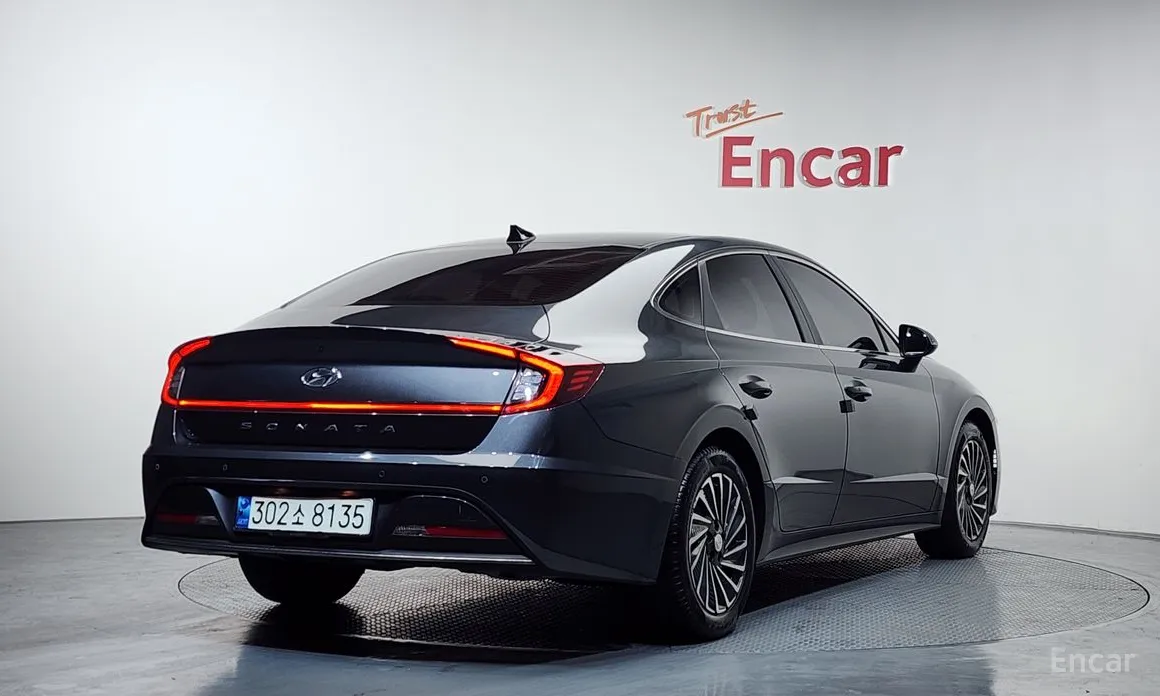 Фото 2 - Hyundai Sonata